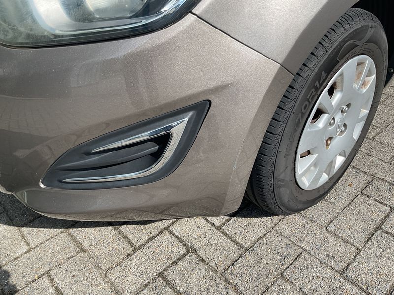 Hyundai i20 1.2 Classic 2013 – снимка 35