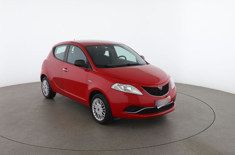 Lancia Ypsilon 0.9 TwinAir Silver 2016 – снимка 12