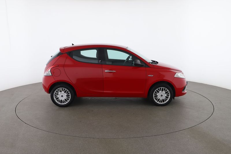 Lancia Ypsilon 0.9 TwinAir Silver 2016 – снимка 10