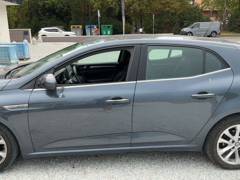 Renault Megane 1.5 BLUE dCi Duel² 2019 – снимка 4