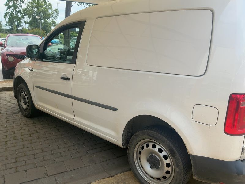 Volkswagen Caddy 2.0 TDI Kombi 4Motion BlueMotion Tech 2020 – снимка 6