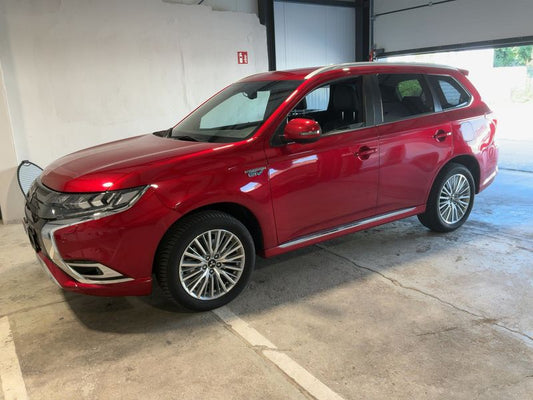 Mitsubishi Outlander 2.4 PHEV Plus Spirit 4WD 2020 – снимка 1