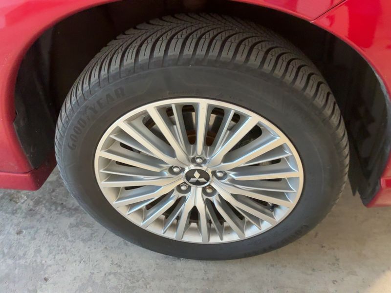 Mitsubishi Outlander 2.4 PHEV Plus Spirit 4WD 2020 – снимка 11