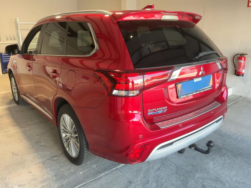 Mitsubishi Outlander 2.4 PHEV Plus Spirit 4WD 2020 – снимка 6