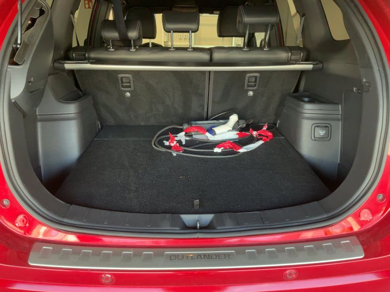 Mitsubishi Outlander 2.4 PHEV Plus Spirit 4WD 2020 – снимка 15