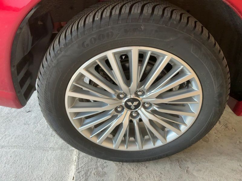 Mitsubishi Outlander 2.4 PHEV Plus Spirit 4WD 2020 – снимка 9