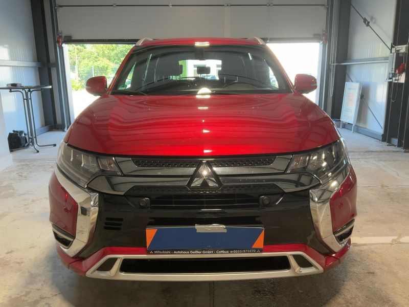 Mitsubishi Outlander 2.4 PHEV Plus Spirit 4WD 2020 – снимка 14