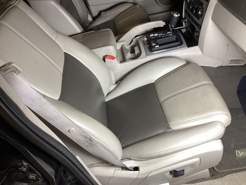 Jeep Commander 3.0 CRD V6 Limited 2008 – снимка 33