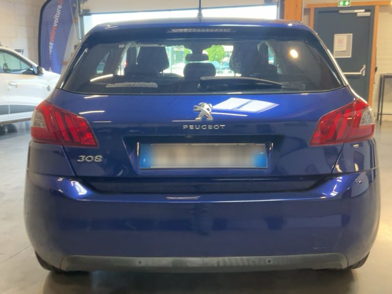 Peugeot 308 1.2 e-THP Allure 2020 – снимка 7