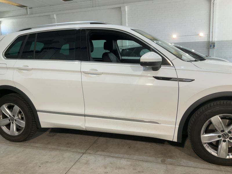 Volkswagen Tiguan 2.0 TDI R-Line 4Motion 2022 – снимка 7