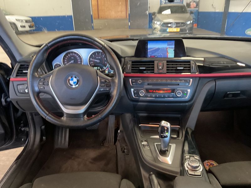 BMW 3er 316i 2013 – снимка 17