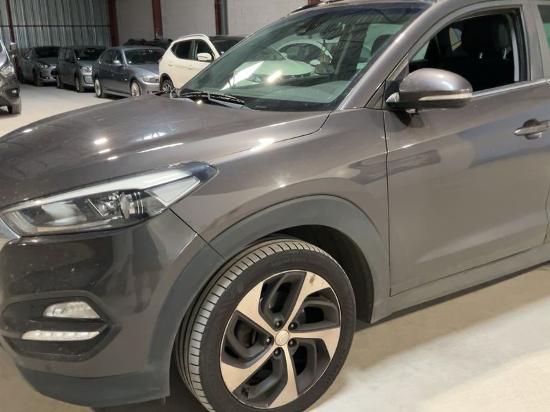 Hyundai Tucson 1.7 CRDi Creative 2WD 2017 – снимка 2