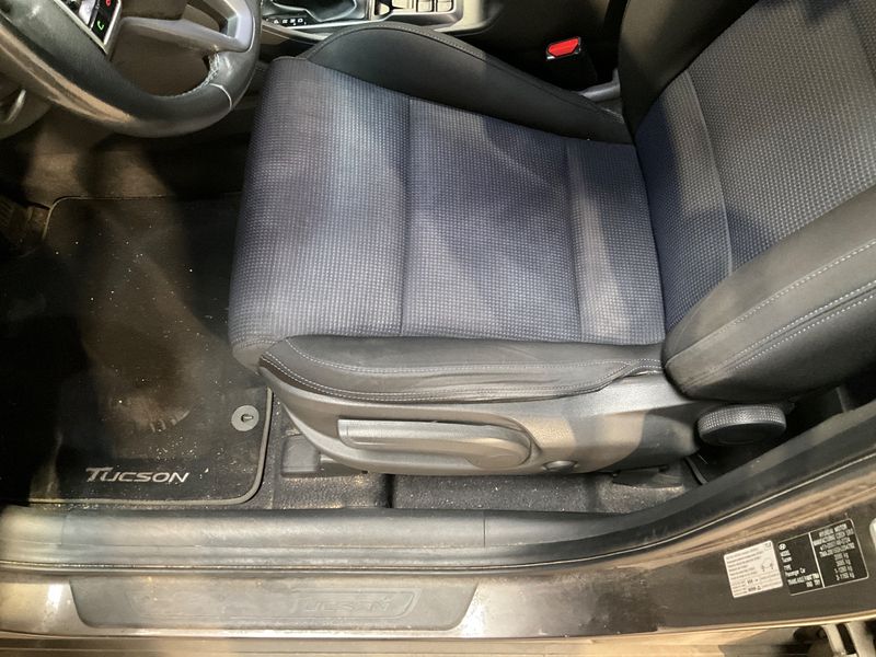 Hyundai Tucson 1.7 CRDi Creative 2WD 2017 – снимка 27