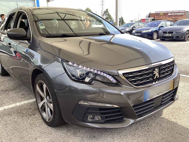 Peugeot 308 1.5 Blue-HDi Allure 2018 – снимка 12