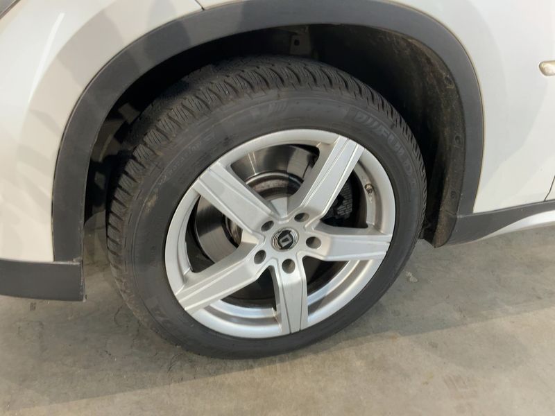 BMW X1 xDrive 23d 2011 – снимка 3