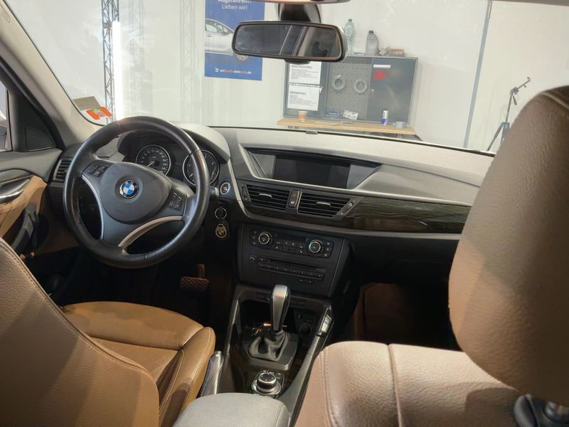 BMW X1 xDrive 23d 2011 – снимка 17