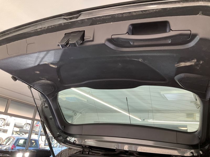 Ford C-Max 1.5 TDCi Titanium 2018 – снимка 35