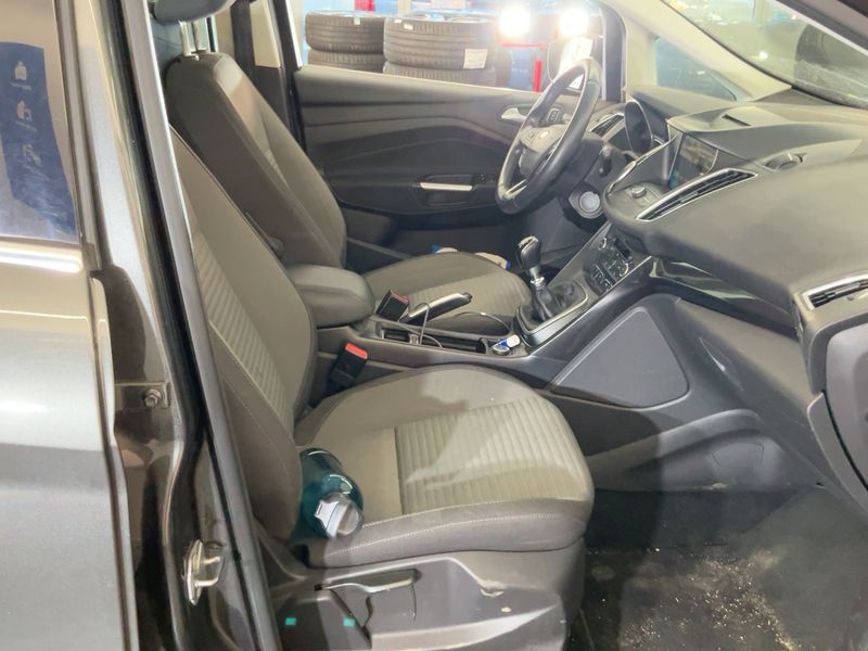Ford C-Max 1.5 TDCi Titanium 2018 – снимка 17