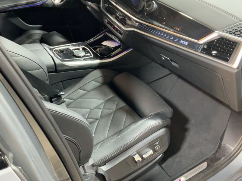 BMW X5 xDrive 30d Mild-Hybrid M Sport 2023 – снимка 17