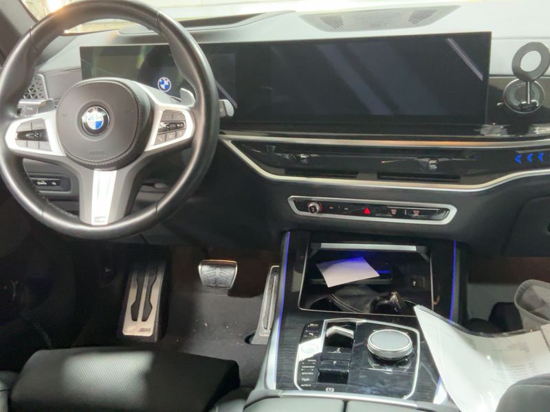 BMW X5 xDrive 30d Mild-Hybrid M Sport 2023 – снимка 18