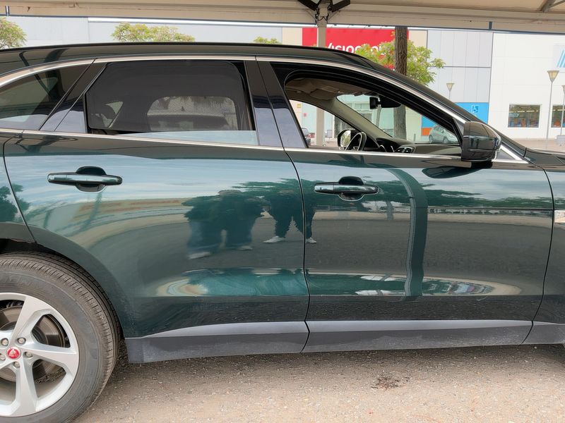 Jaguar F-Pace 25d Prestige AWD 2018 – снимка 10