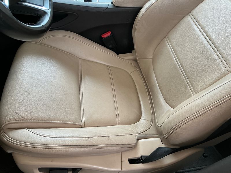Jaguar F-Pace 25d Prestige AWD 2018 – снимка 25