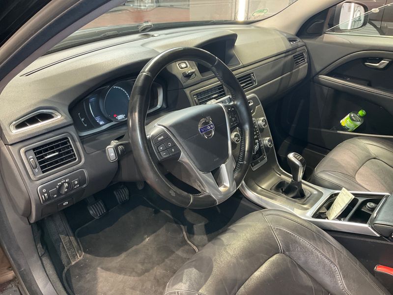 Volvo V70 2.0 D3 Momentum 2016 – снимка 23