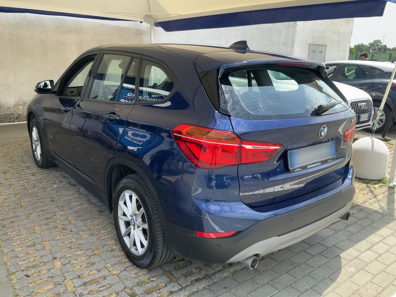 BMW X1 xDrive 20d Advantage 2017 – снимка 6