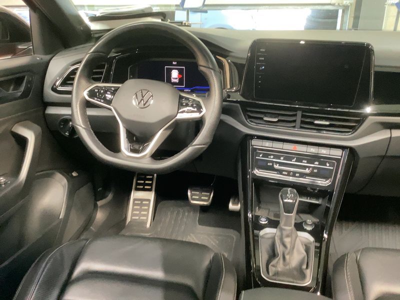 Volkswagen T-Roc 1.5 TSI ACT R-Line 2022 – снимка 17
