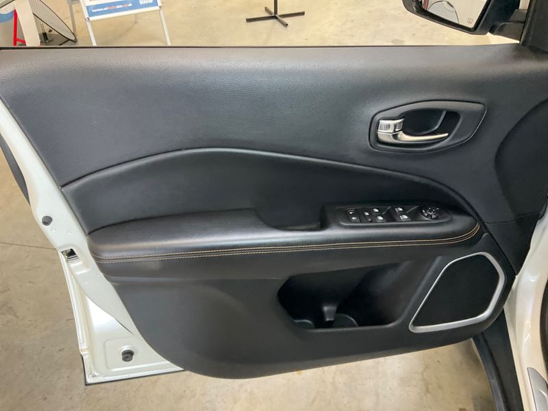 Jeep Compass 1.4 M-Air Limited 4WD 2020 – снимка 31
