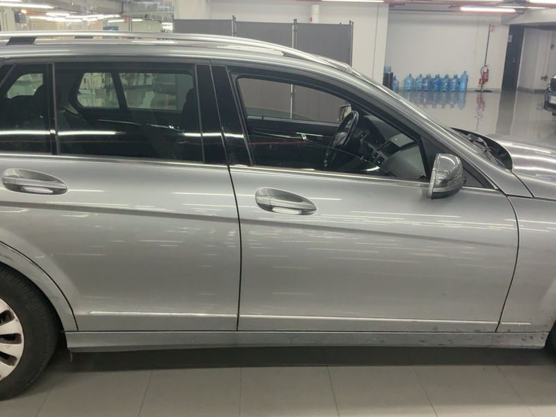 Mercedes-Benz C-Klasse C 220 CDI T BlueEfficiency Elegance 2010 – снимка 7