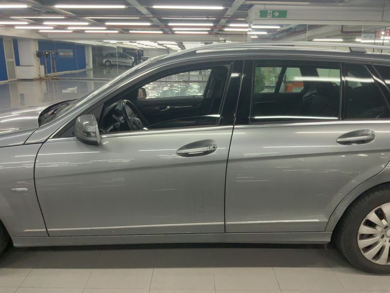 Mercedes-Benz C-Klasse C 220 CDI T BlueEfficiency Elegance 2010 – снимка 4