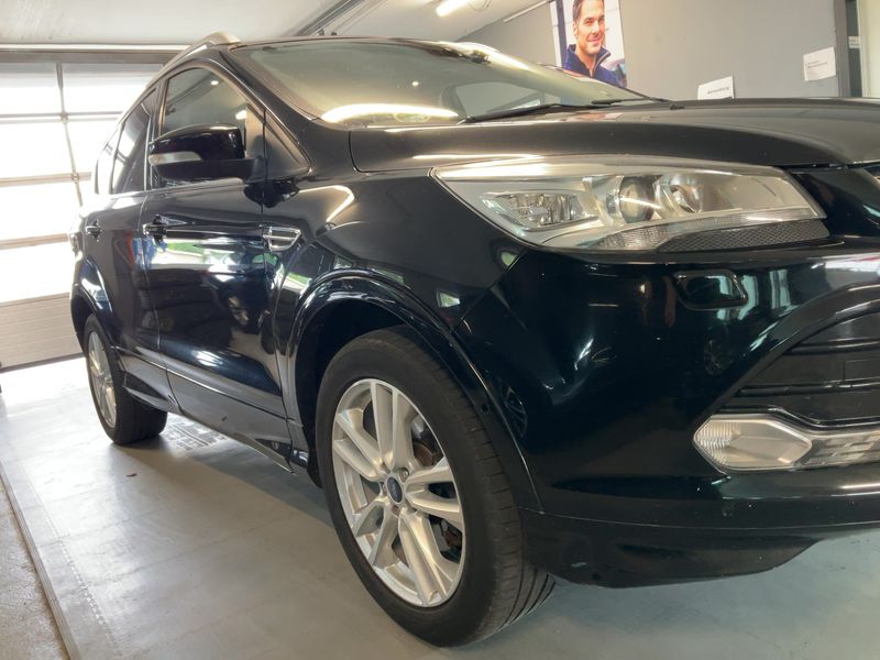 Ford Kuga 2.0 TDCi Individual 2016 – снимка 12