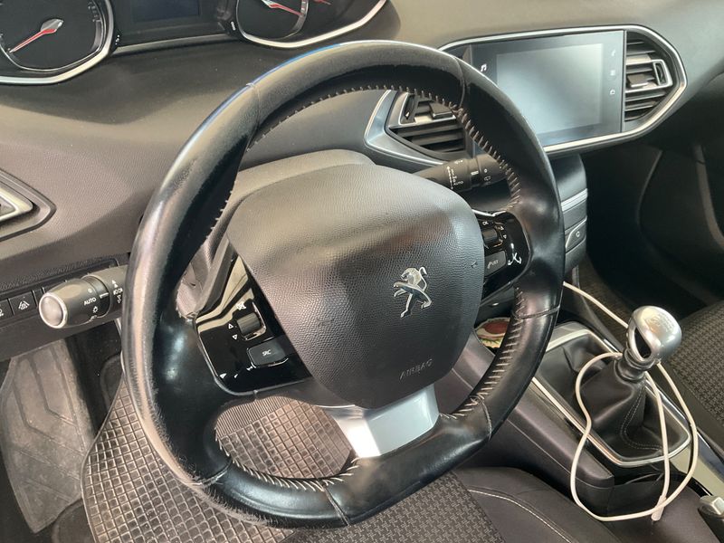 Peugeot 308 1.5 Blue-HDi Business 2019 – снимка 21