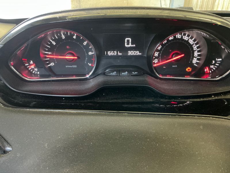 Peugeot 208 1.2 e-VTi Active 2012 – снимка 4
