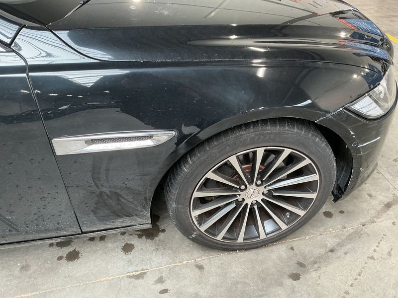 Jaguar XF 20d Prestige 2015 – снимка 22