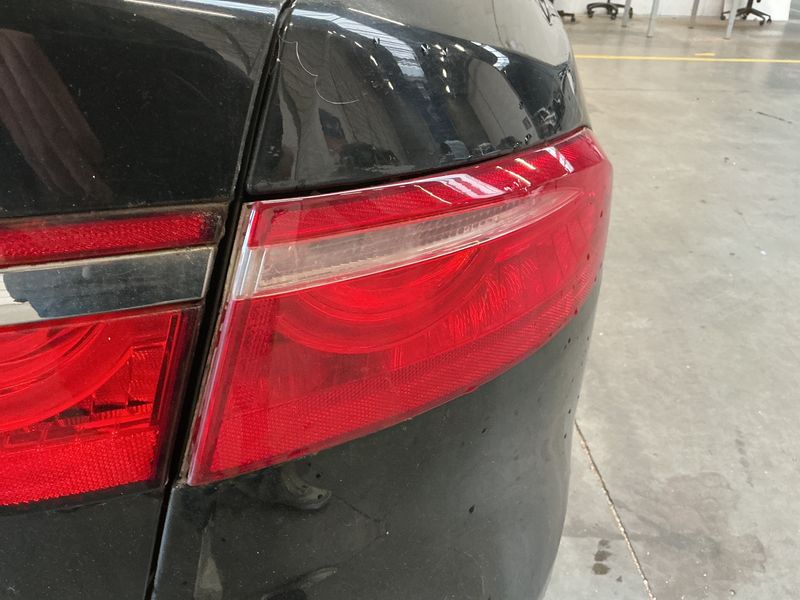 Jaguar XF 20d Prestige 2015 – снимка 38