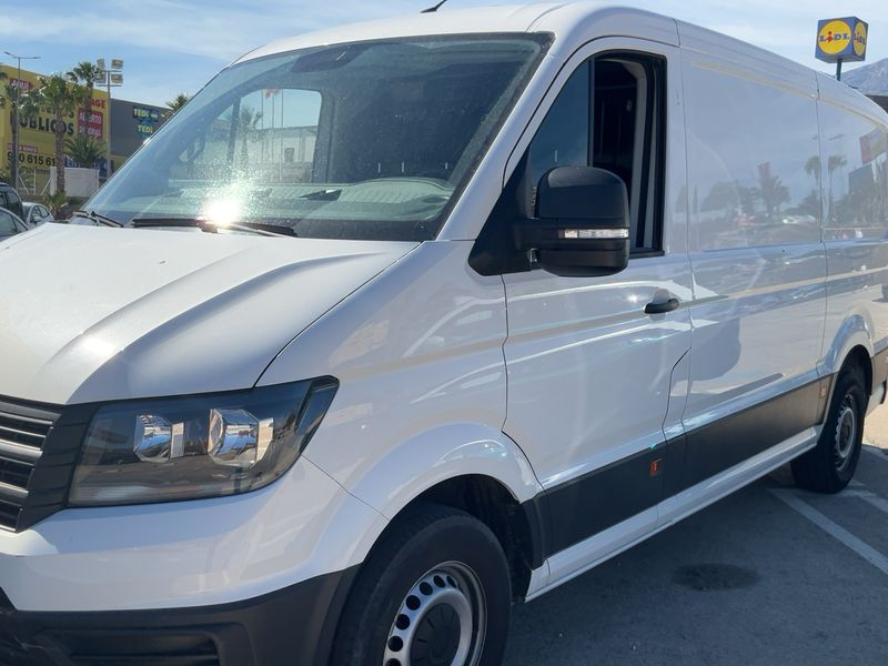 Volkswagen Crafter 2.0 TDI Kasten 35 Trendline mittellang FWD 2024 – снимка 2