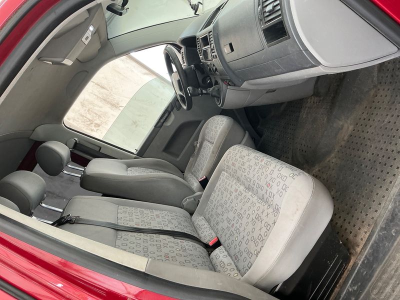 Volkswagen T5 Kombi 1.9 TDI 2006 – снимка 3