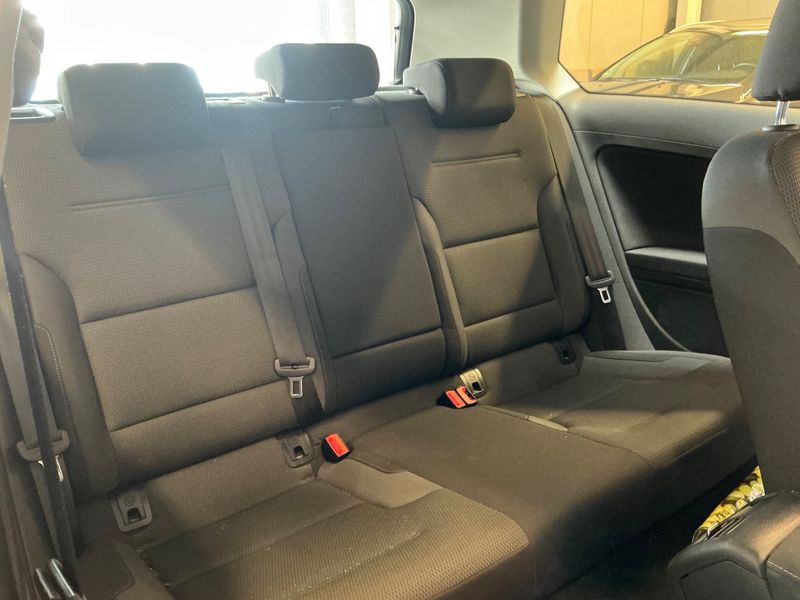Volkswagen Golf VII 2.0 TDI Comfortline BlueMotion Tech 2018 – снимка 19