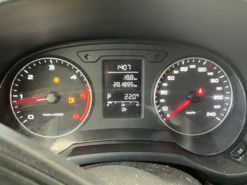 Audi A1 Sportback 1.6 TDI Attraction 2014 – снимка 18