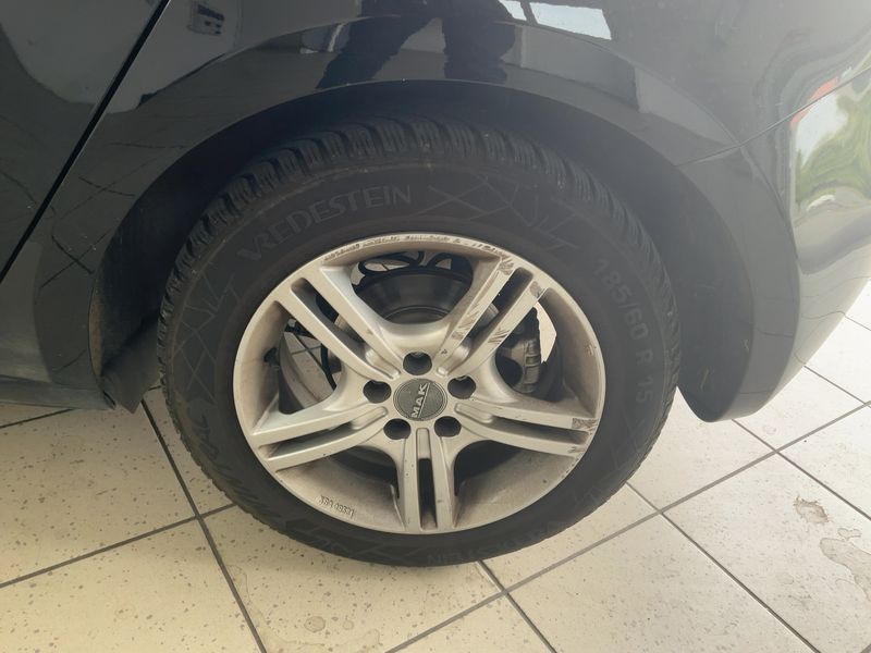Audi A1 Sportback 1.6 TDI Attraction 2014 – снимка 5
