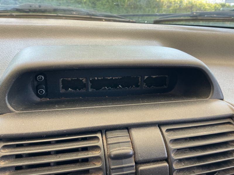 Opel Corsa 1.2 Eco 1995 – снимка 36