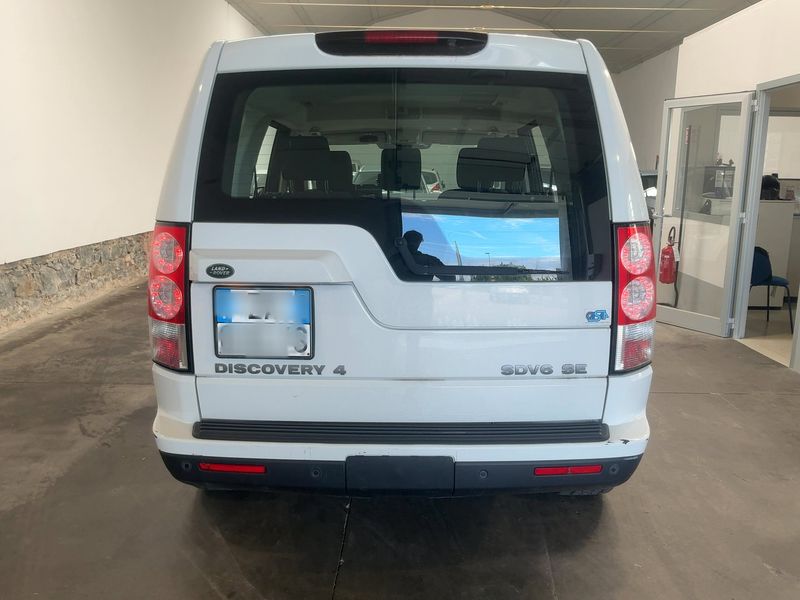 Land Rover Discovery 4 3.0 TD V6 TDV6 SE 2011 – снимка 7