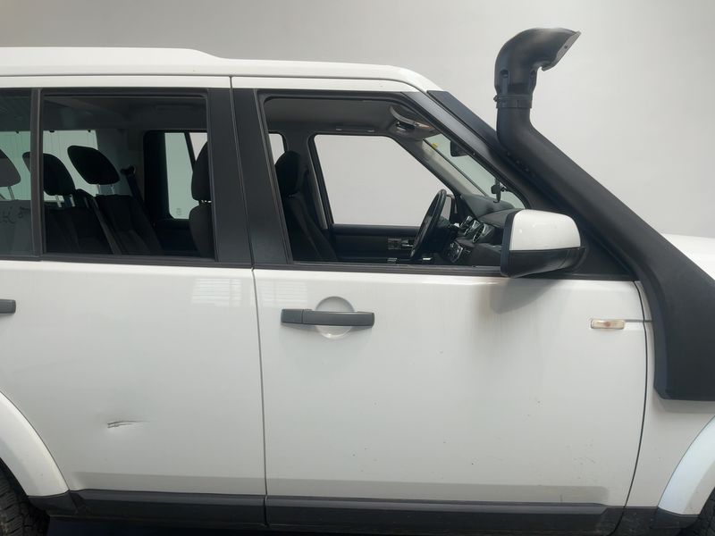 Land Rover Discovery 4 3.0 TD V6 TDV6 SE 2011 – снимка 10