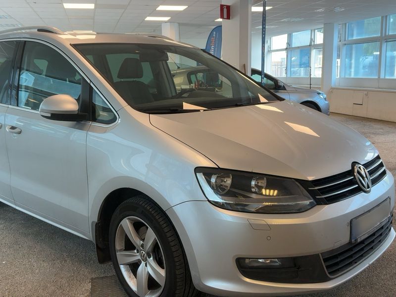 Volkswagen Sharan 2.0 TDI Comfortline 4Motion BlueMotion Tech 2012 – снимка на щета