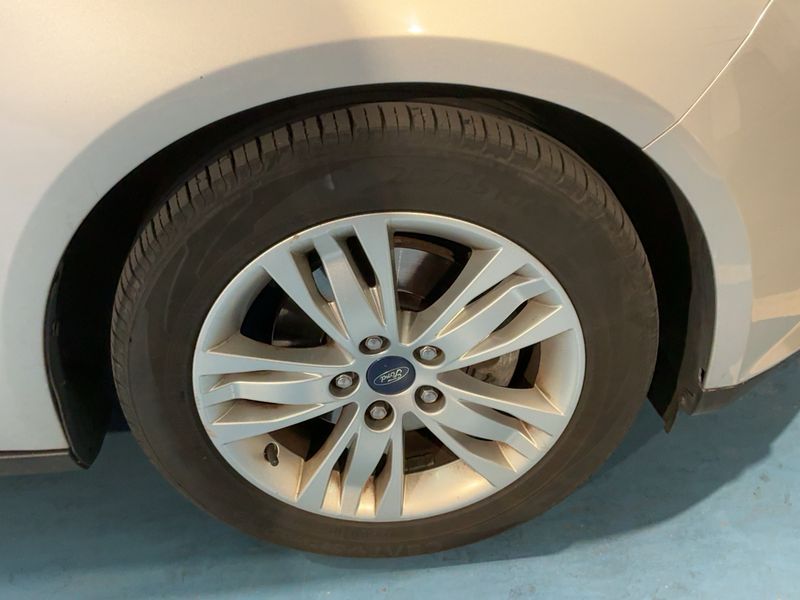 Ford Focus 1.6 TDCi Edition 2014 – снимка 11