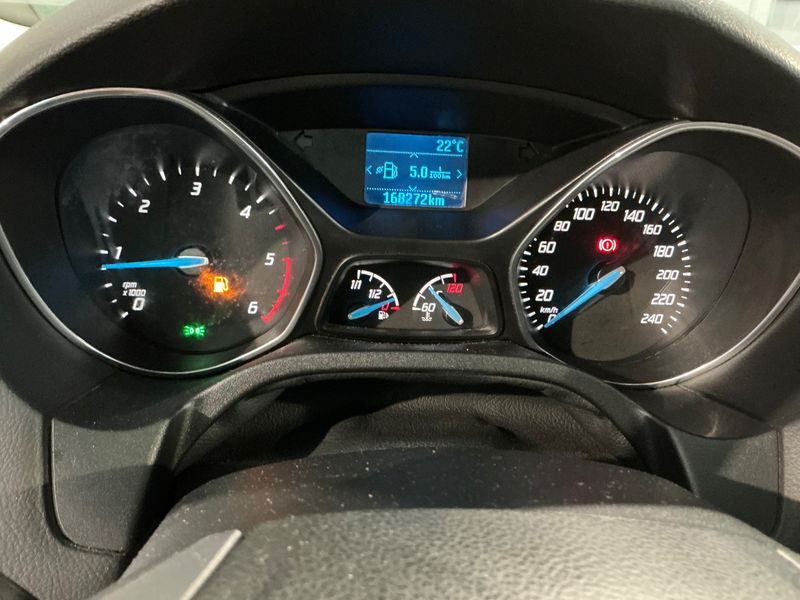 Ford Focus 1.6 TDCi Edition 2014 – снимка 18