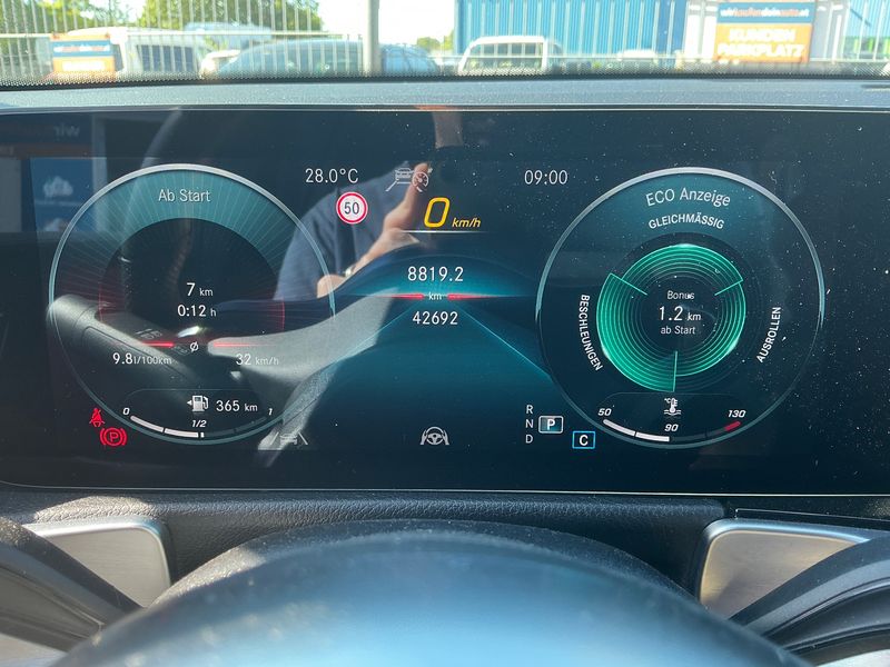 Mercedes-Benz GLB-Klasse GLB 250 4Matic AMG Line 2022 – снимка 18