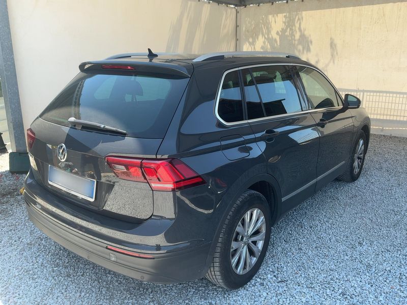 Volkswagen Tiguan 2.0 TDI Business BlueMotion Tech 2019 – снимка 8